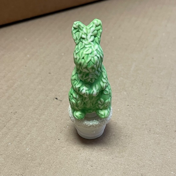 Vintage Dept. 56 Snowbunnies Just A Little Off The Top Set Hedge Trimming No Box - Picture 15 of 16